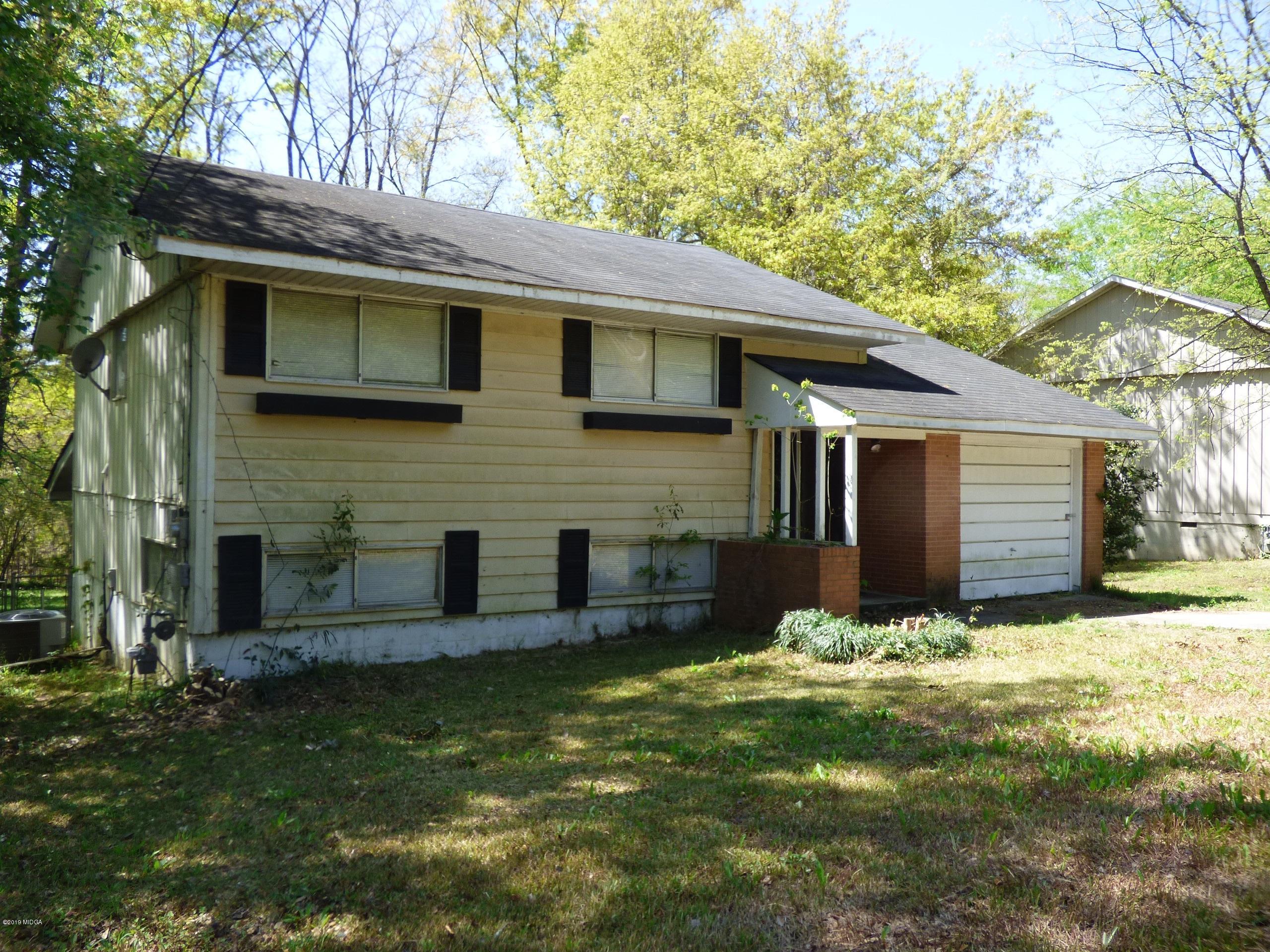 1336 Lake Valley Road Macon, GA 31210 - Photo 1 of 4 P1090062