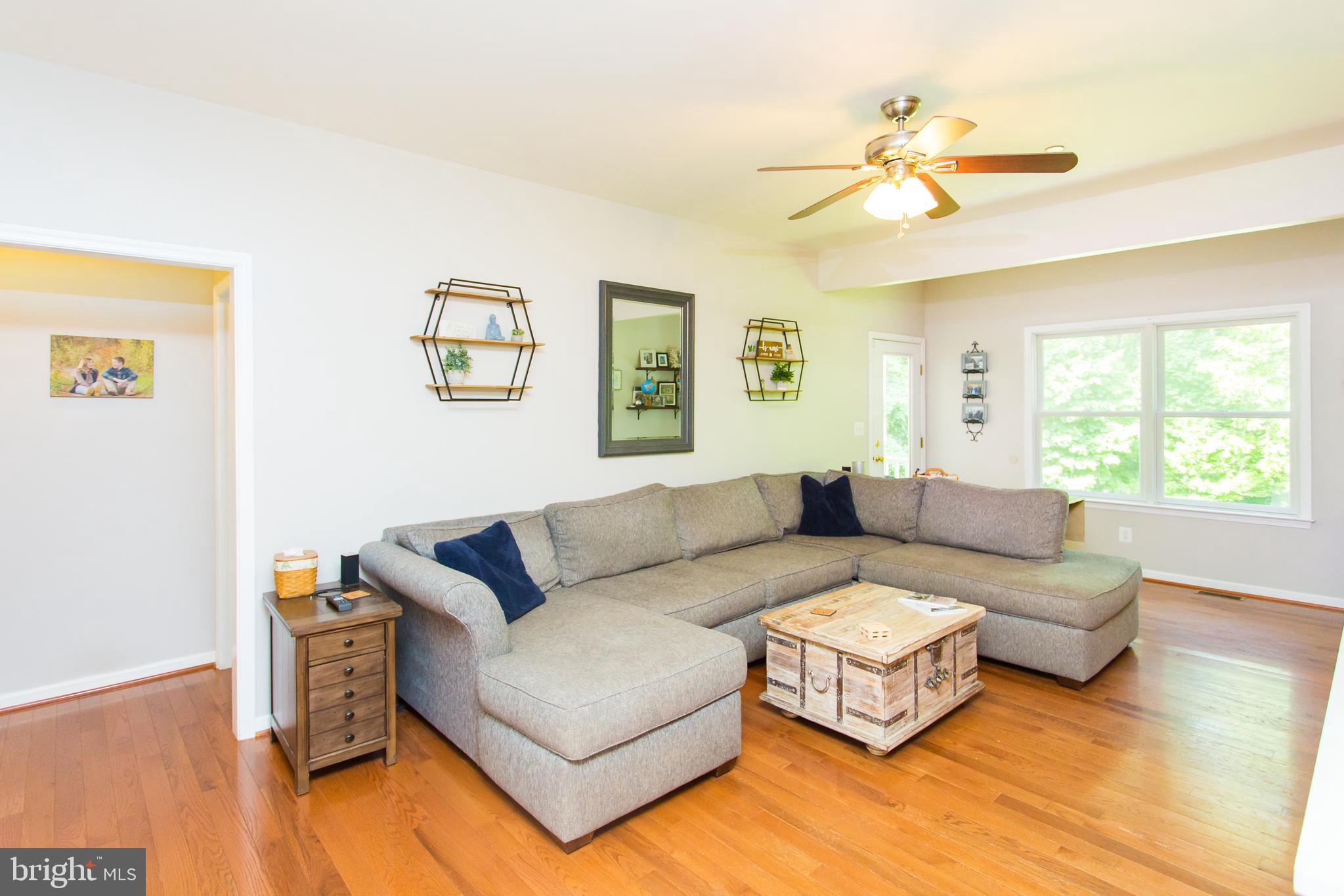 4025 Salem Bottom Road Westminster, MD 21157 - Photo 5 of 24 Gallery Image 5