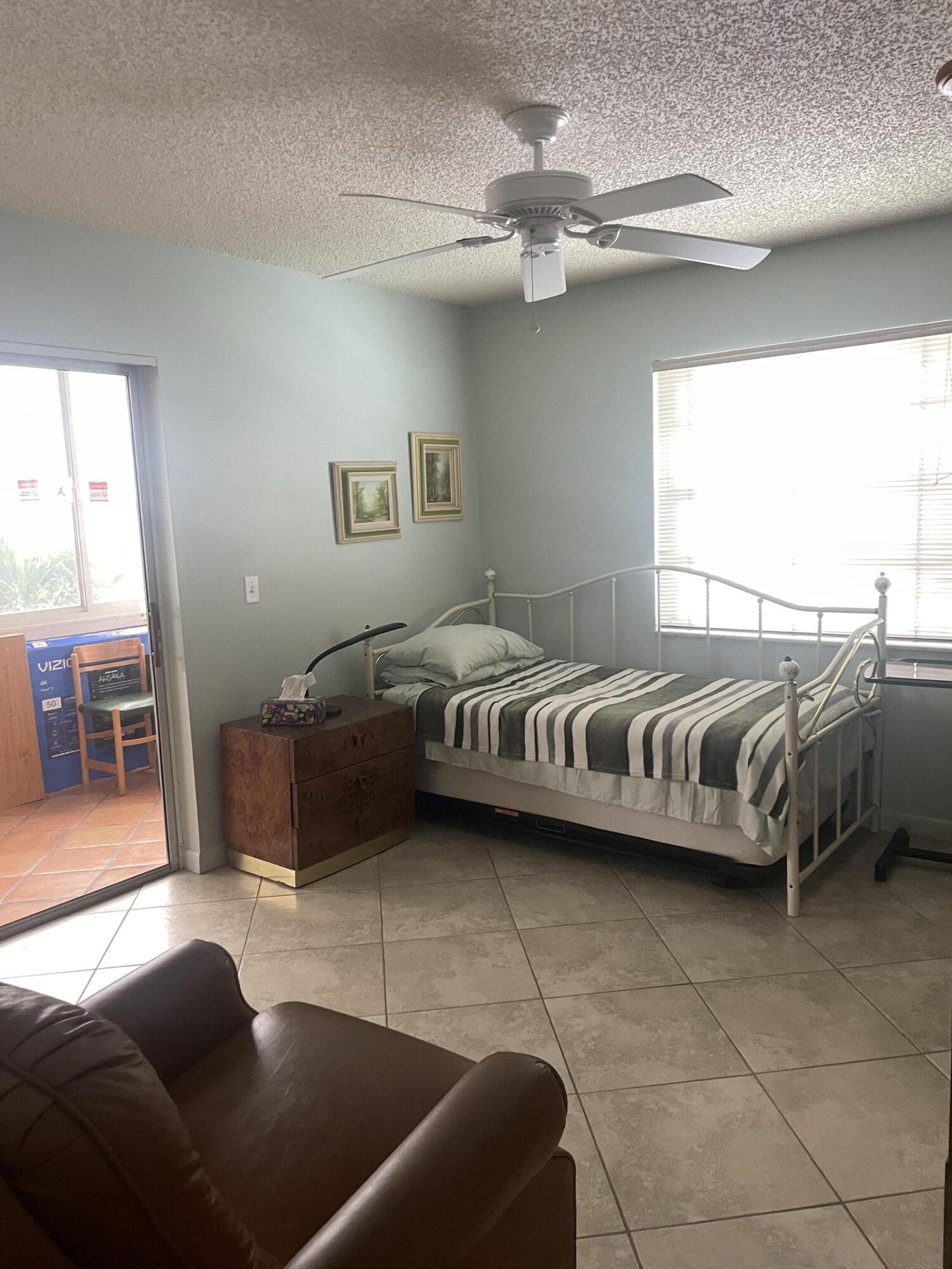 173 Normandy Lane Delray Beach, FL 33484 - Photo 14 of 19 IMG_1385