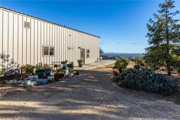 $999,999 | 4265 Nickel Creek Road, San Miguel, CA 93451