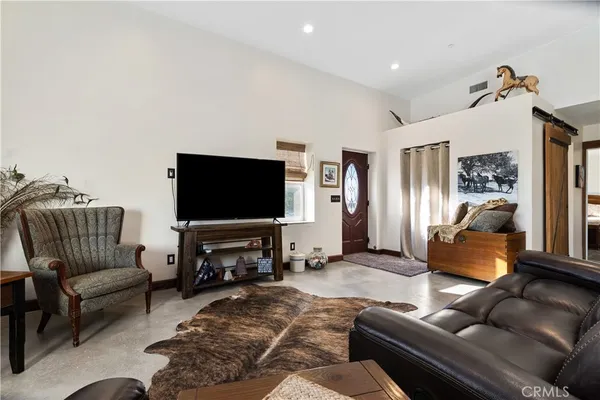 $999,999 | 4265 Nickel Creek Road, San Miguel, CA 93451