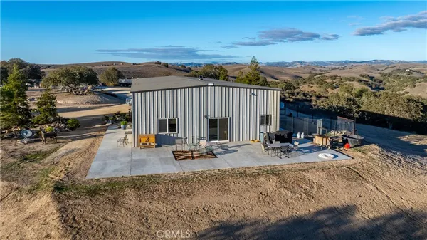 $999,999 | 4265 Nickel Creek Road, San Miguel, CA 93451