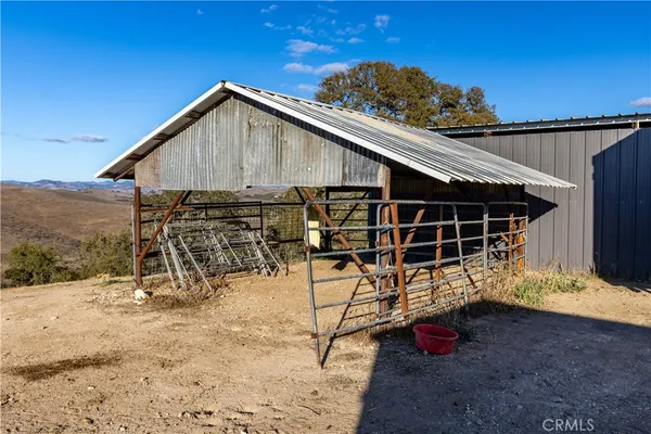 $999,999 | 4265 Nickel Creek Road, San Miguel, CA 93451