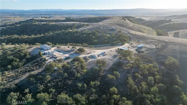 $999,999 | 4265 Nickel Creek Road, San Miguel, CA 93451