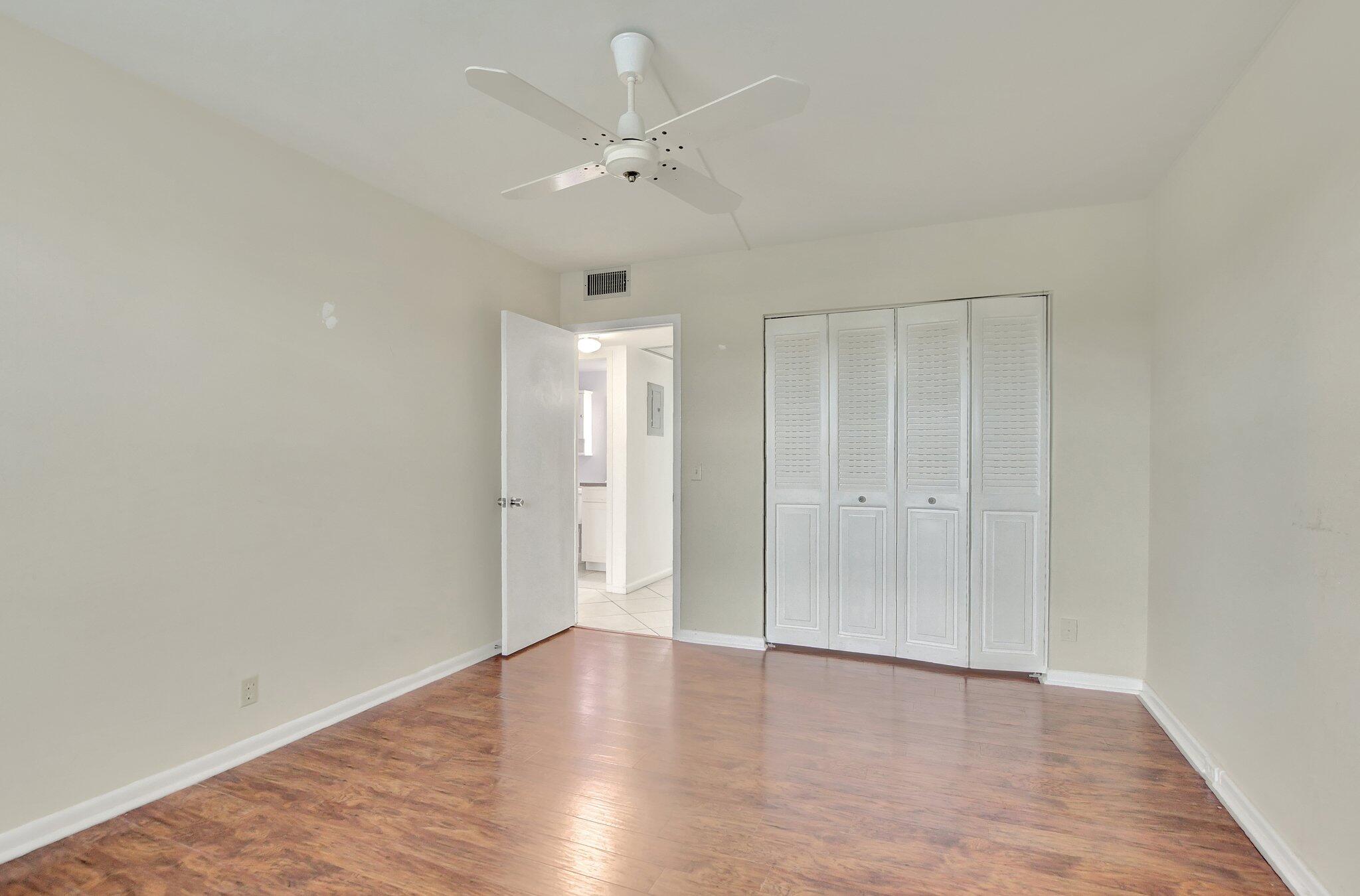 3009 Exeter Boca Raton, FL 33434 - Photo 11 of 20 11-web-or-mls-DSC_1276
