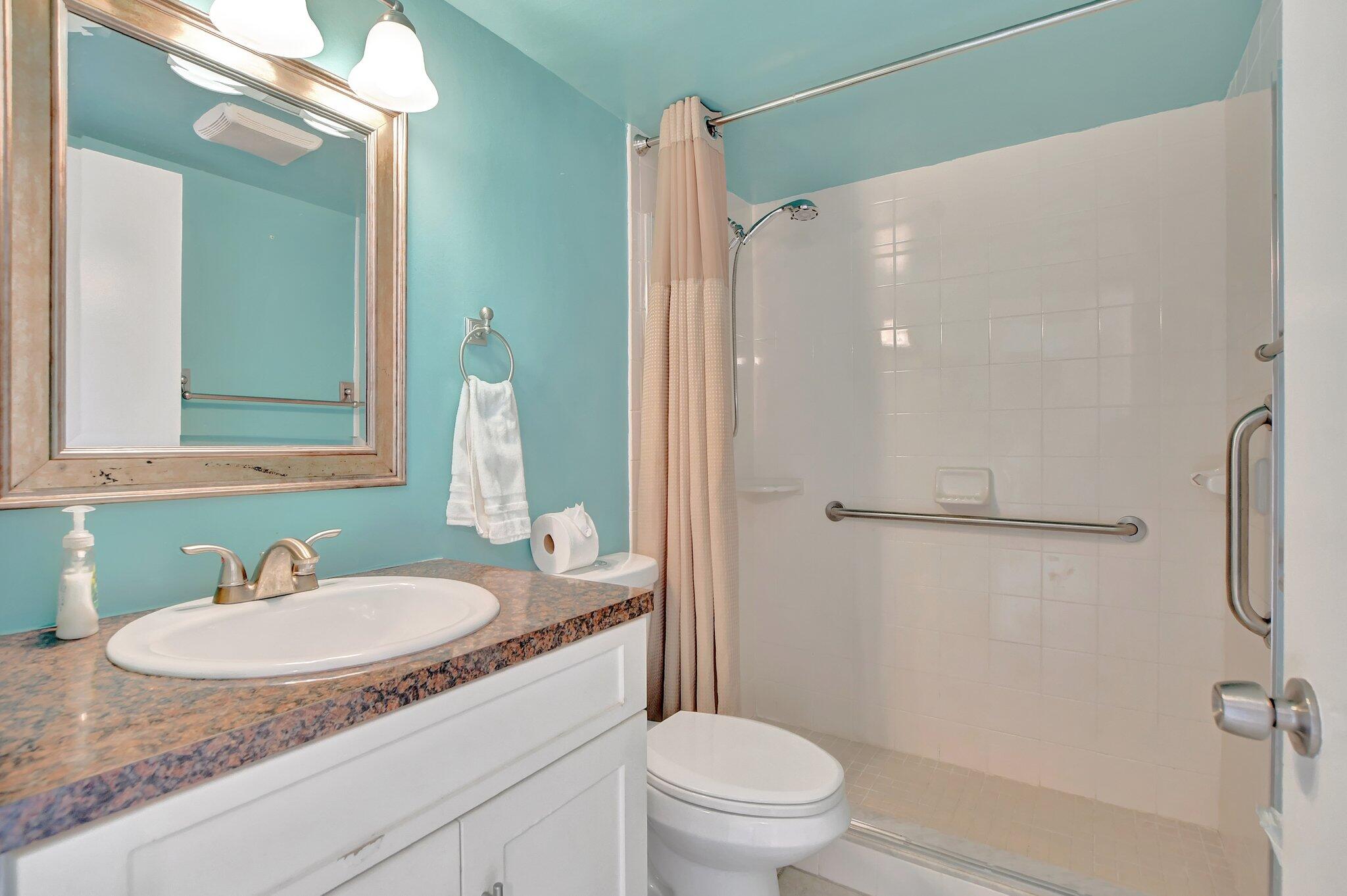 3009 Exeter Boca Raton, FL 33434 - Photo 8 of 20 8-web-or-mls-DSC_1261