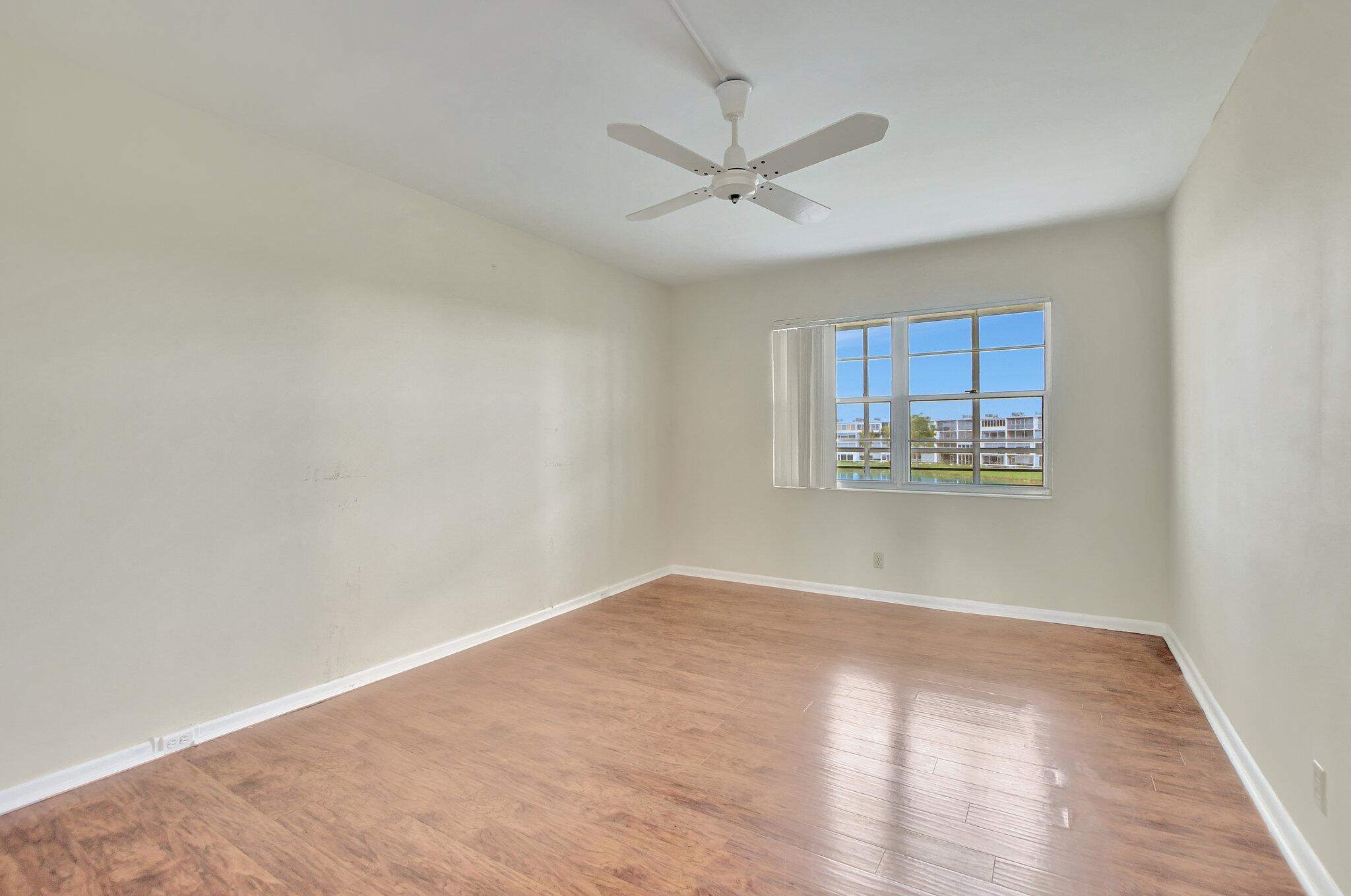 3009 Exeter Boca Raton, FL 33434 - Photo 10 of 20 10-web-or-mls-DSC_1271