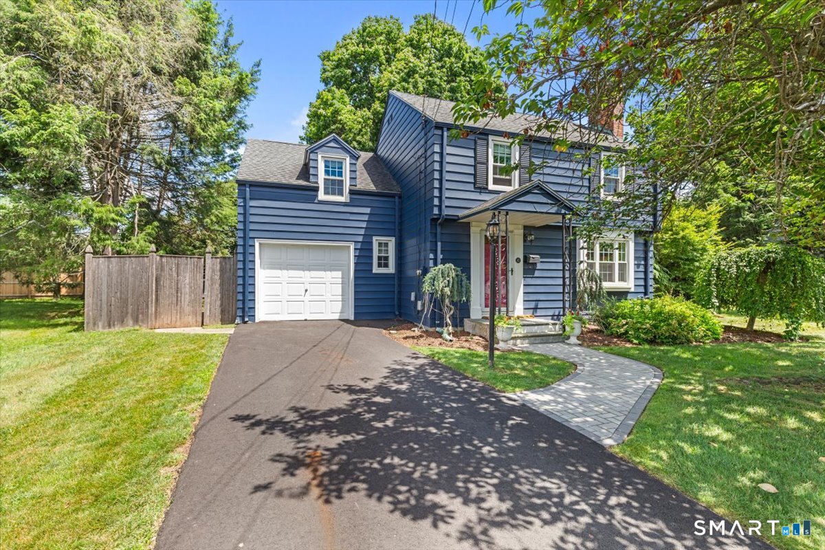 42 Gifford Road West Hartford, CT 06119 - Photo 22 of 28