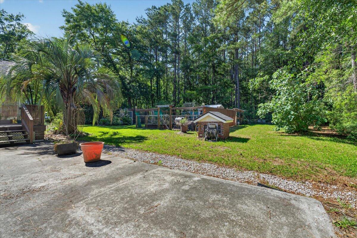 1760 Black Tom Road Moncks Corner, SC 29461 - Photo 30 of 41