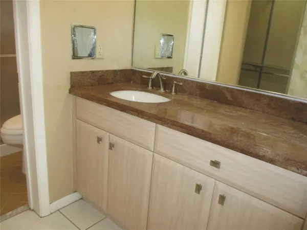 $2,100 | 3000 Northwest 42nd Avenue, Unit B301, Coconut Creek, FL 33066