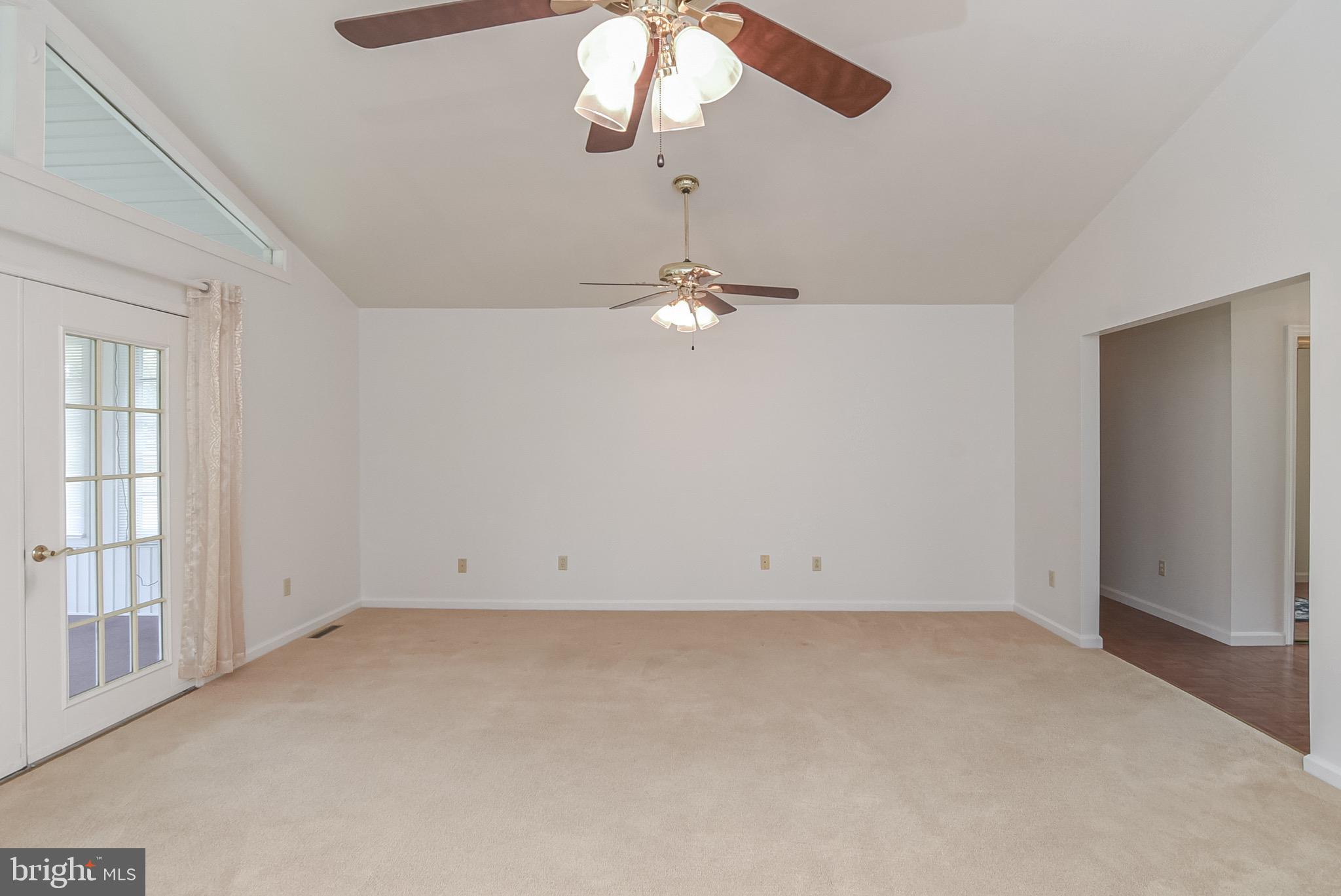 13092 Pullen Loop King George, VA 22485 - Photo 33 of 45 Family room