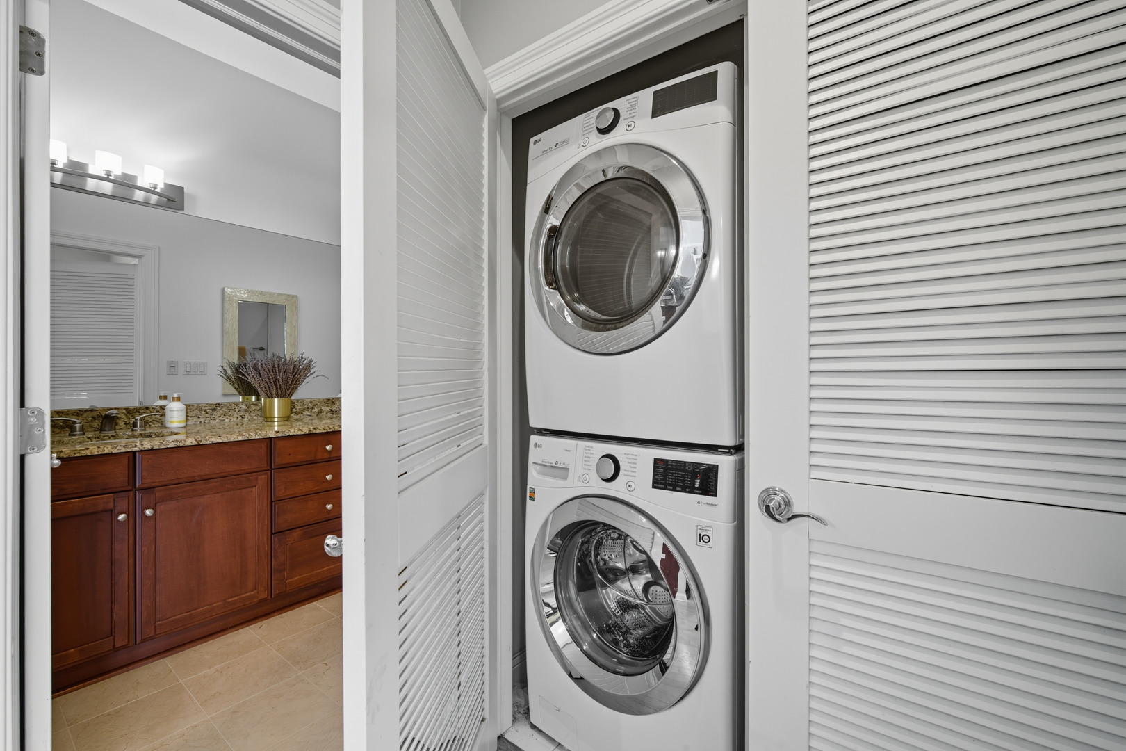 2801 North Oakley Avenue, Unit 202 Chicago, IL 60618 - Photo 15 of 20