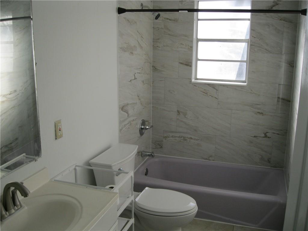 1132 Romain Street, Unit 1/2 Gretna, LA 70053 - Photo 5 of 7