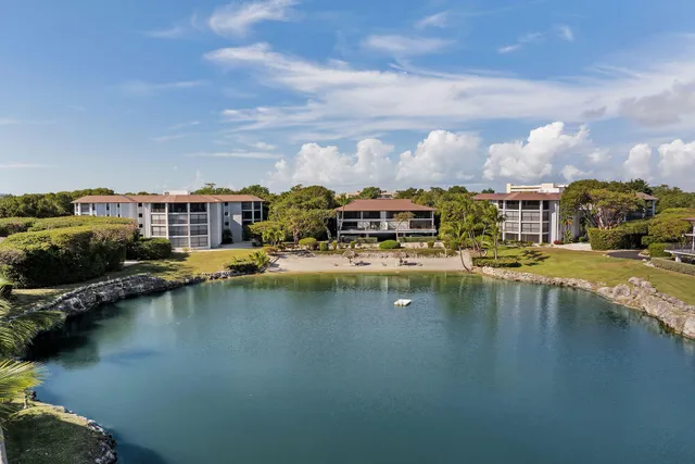 a view of a lake with houses