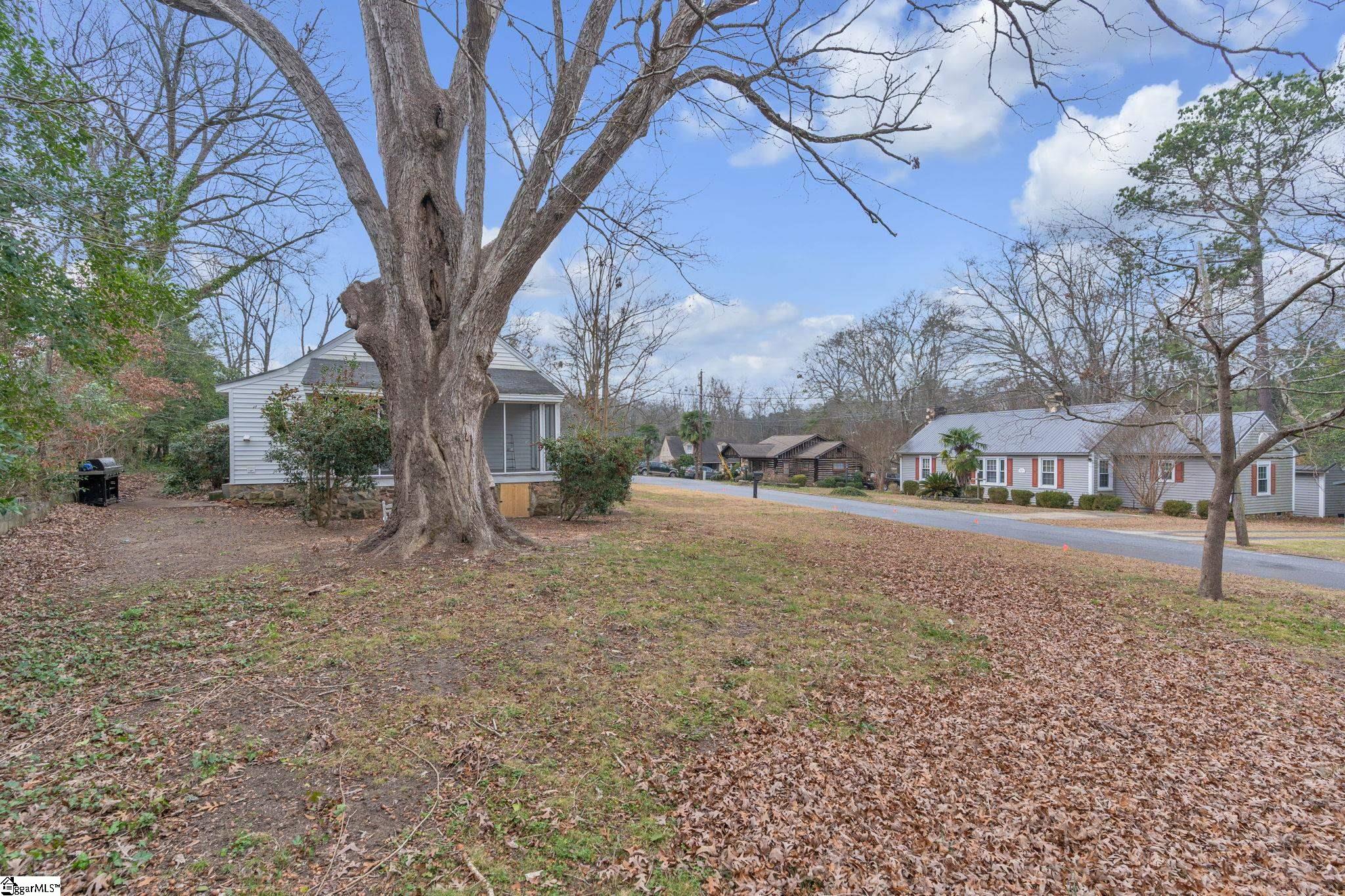 112 Maplebrook Street Laurens, SC 29360 - Photo 26 of 27