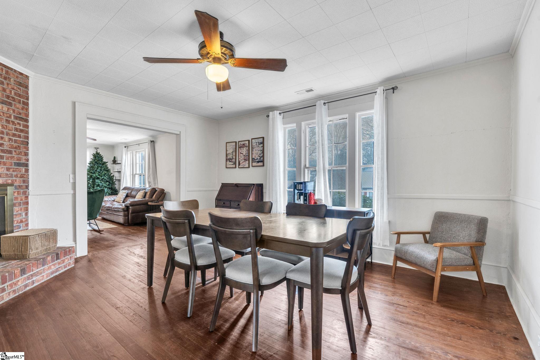 112 Maplebrook Street Laurens, SC 29360 - Photo 5 of 27