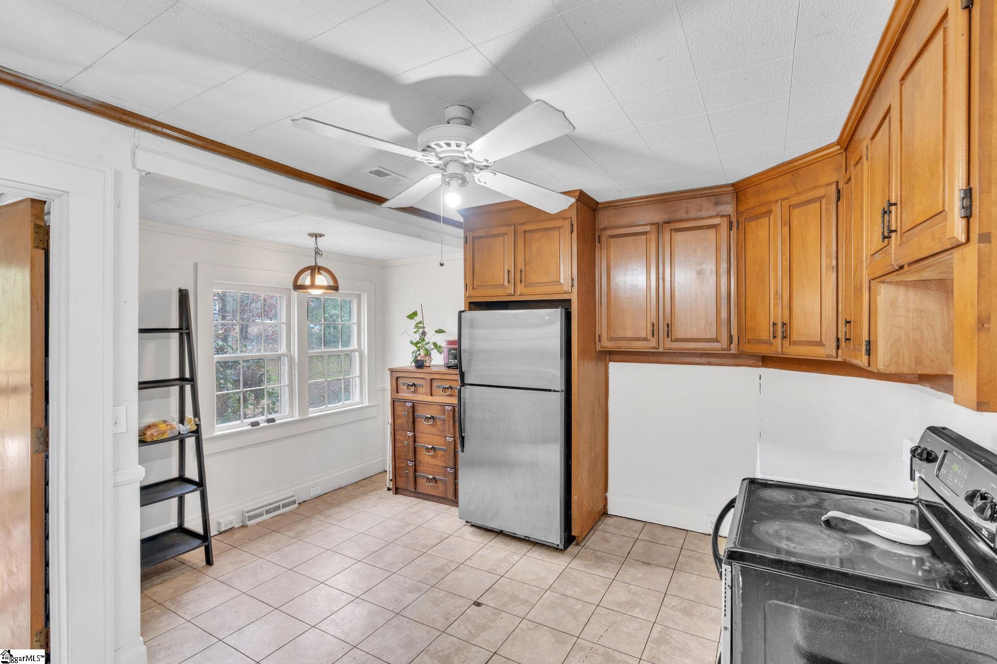 112 Maplebrook Street Laurens, SC 29360 - Photo 9 of 27