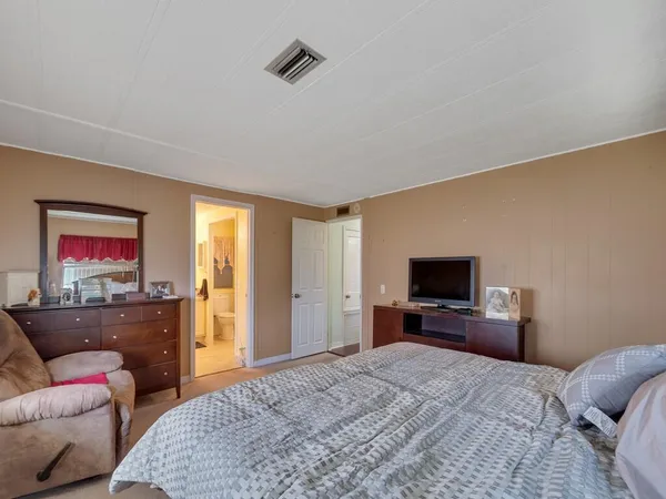 $98,000 | 225 Northeast Forrest Court, Jensen Beach, FL 34957