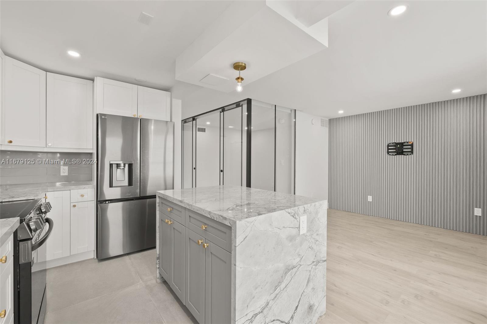 1340 Lincoln Road, Unit 603 Miami Beach, FL 33139 - Photo 1 of 21 Gallery Image 1