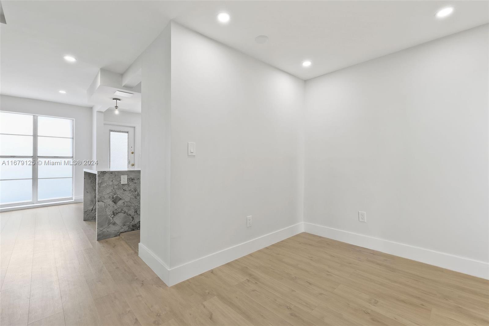 1340 Lincoln Road, Unit 603 Miami Beach, FL 33139 - Photo 12 of 21 Gallery Image 12