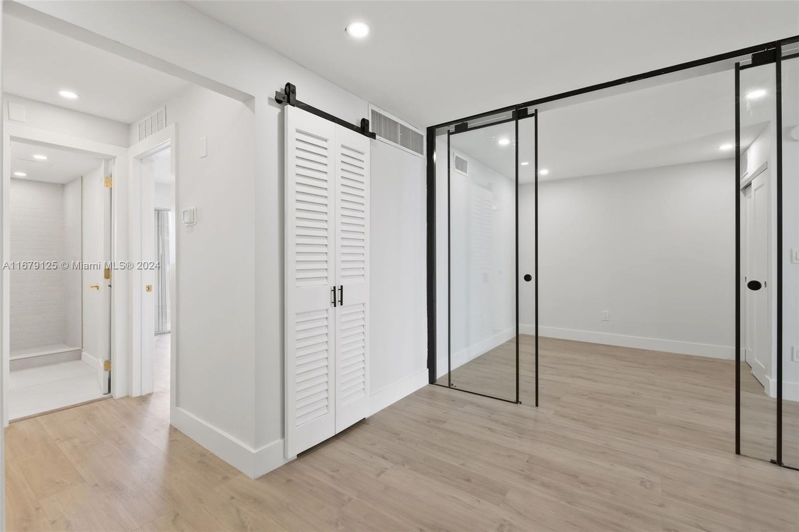 1340 Lincoln Road, Unit 603 Miami Beach, FL 33139 - Photo 13 of 21 Gallery Image 13