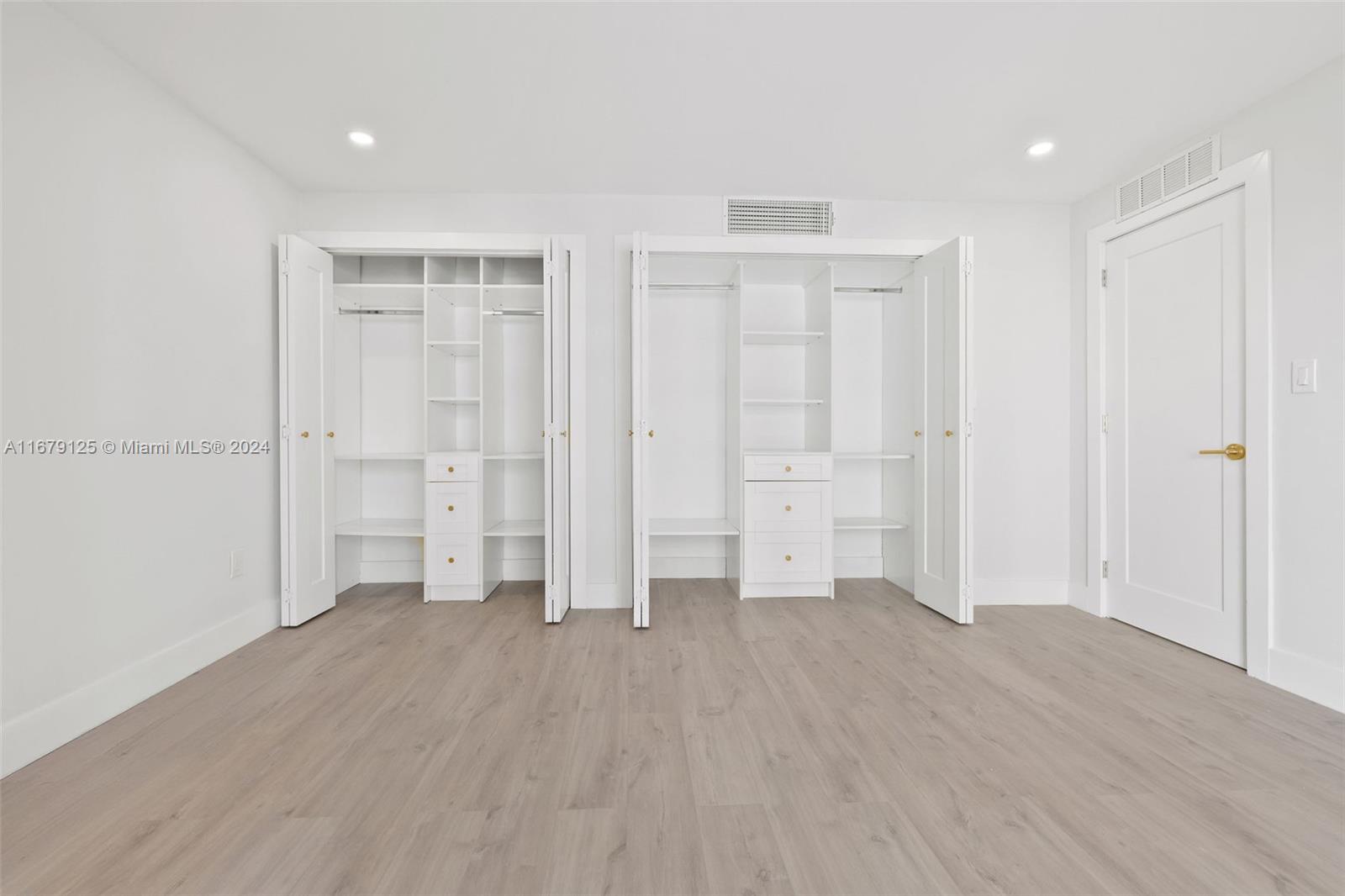 1340 Lincoln Road, Unit 603 Miami Beach, FL 33139 - Photo 19 of 21 Gallery Image 19