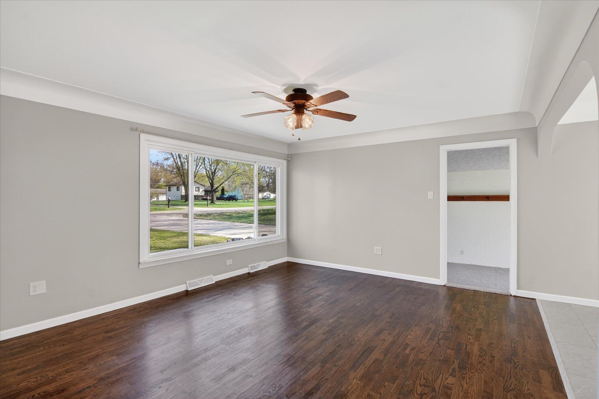 2883 West Parnall Road Jackson, MI 49201 - Photo 12 of 52 19-2883-W-Parnall-Rd-Windowstill