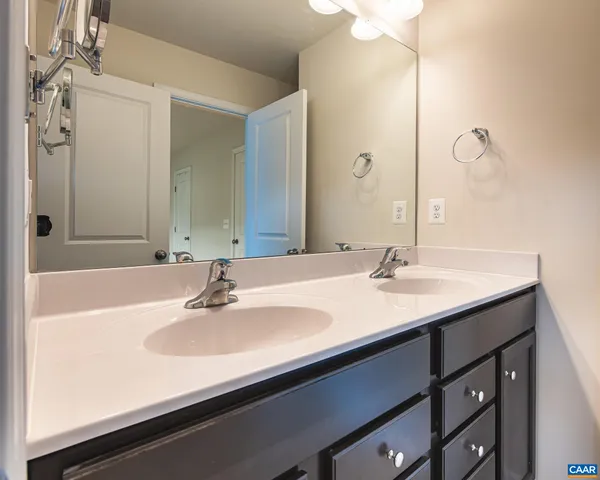 $294,000 | 236 Willowshire Court, Waynesboro, VA 22980