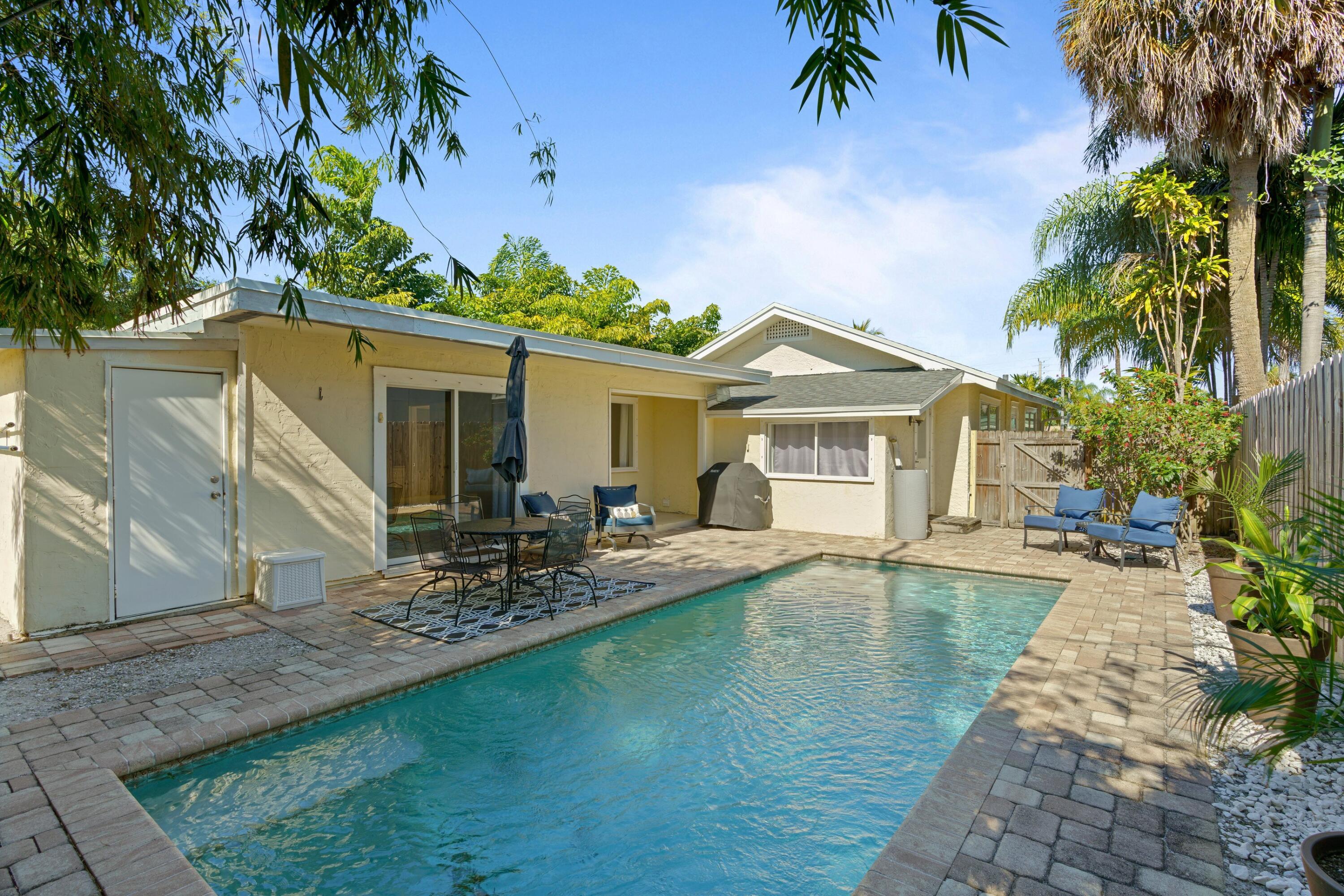 210 Malverne Road West Palm Beach, FL 33405 - Photo 16 of 29 DSC03497.jpg-SMALL