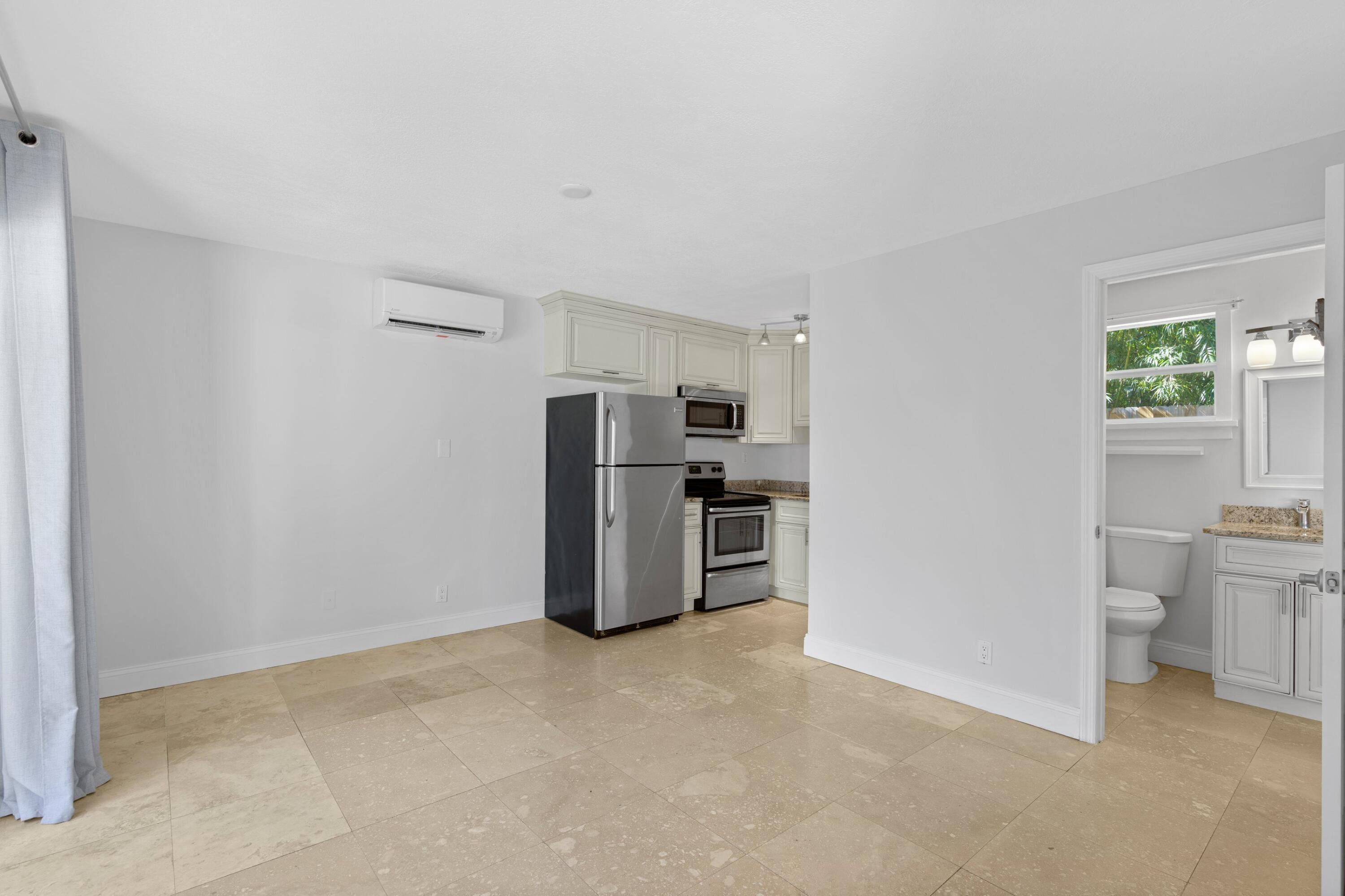 210 Malverne Road West Palm Beach, FL 33405 - Photo 17 of 29 DSC03447.jpg-SMALL