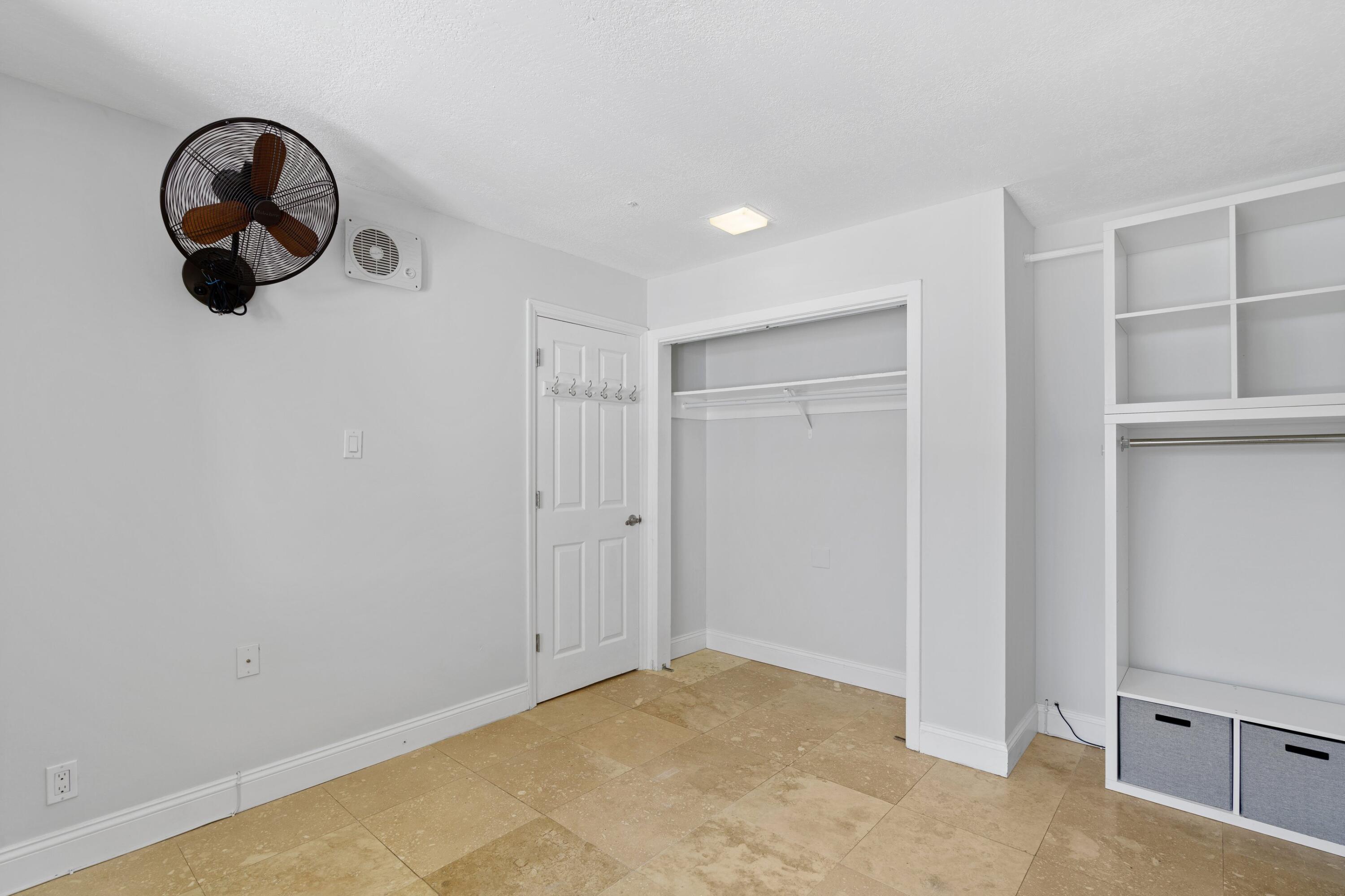 210 Malverne Road West Palm Beach, FL 33405 - Photo 21 of 29 DSC03467.jpg-SMALL