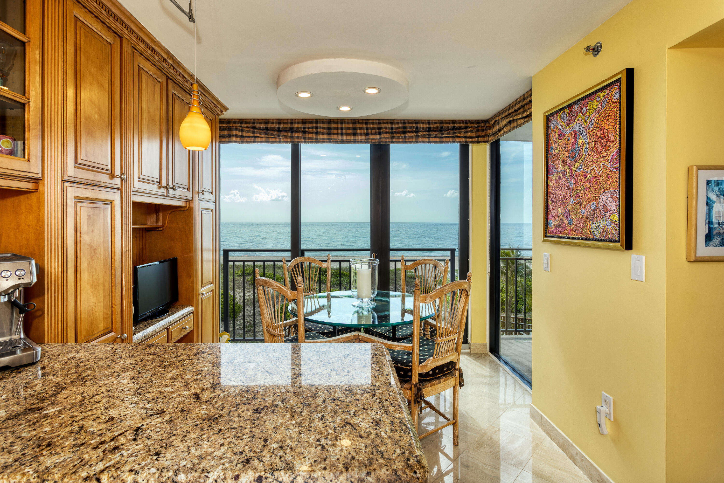 1800 South Ocean Boulevard, Unit 3F Boca Raton, FL 33432 - Photo 6 of 12 KITCHEN TO OCEAN VIEW
