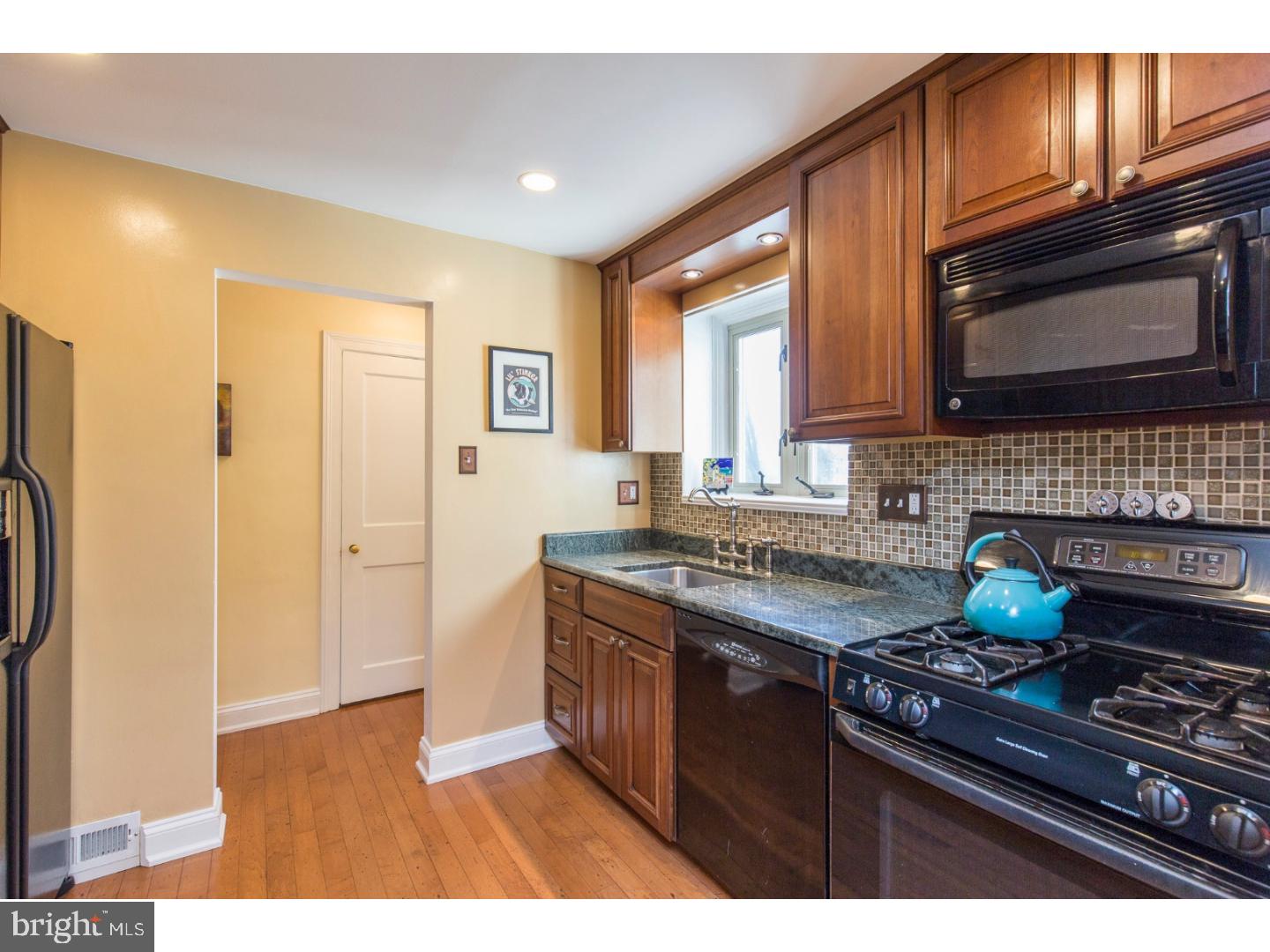 2800 Woodleigh Road Havertown, PA 19083 - Photo 7 of 25