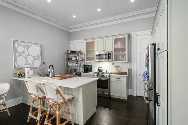 $735,000 | 281 Benefit Street, Unit B, Providence, RI 02903