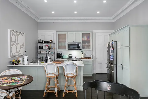 $735,000 | 281 Benefit Street, Unit B, Providence, RI 02903