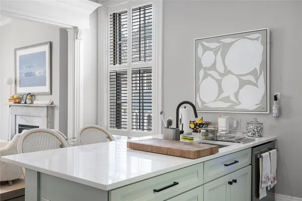 $735,000 | 281 Benefit Street, Unit B, Providence, RI 02903