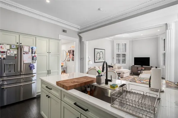 $735,000 | 281 Benefit Street, Unit B, Providence, RI 02903