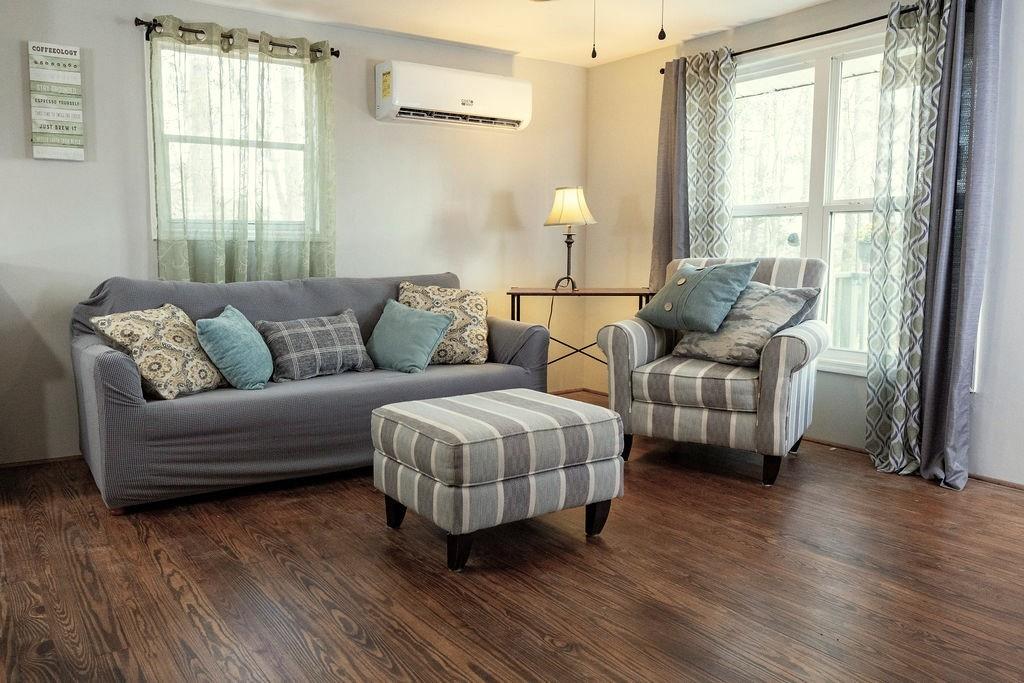 107 South Gates Road Pine Mountain, GA 31822 - Photo 7 of 18 a living room with furniture and a large window