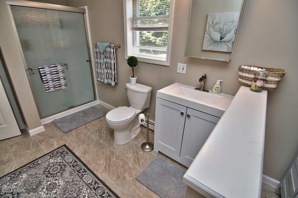 474 Rutledgedale Road Equinunk, PA 18417 - Photo 32 of 55 Master Bath