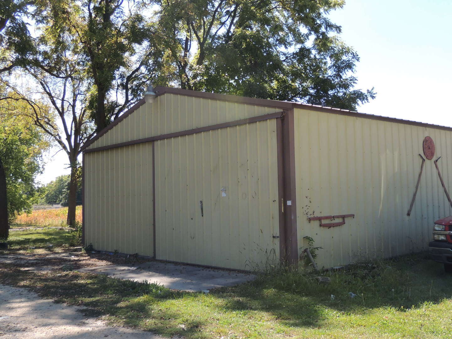 2110 Coltonville Road Sycamore, IL 60178 - Photo 4 of 16 Gallery Image 4