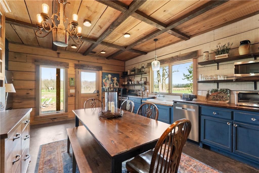 605 Lynch Mountain Road Sautee Nacoochee, GA 30571 - Photo 13 of 60