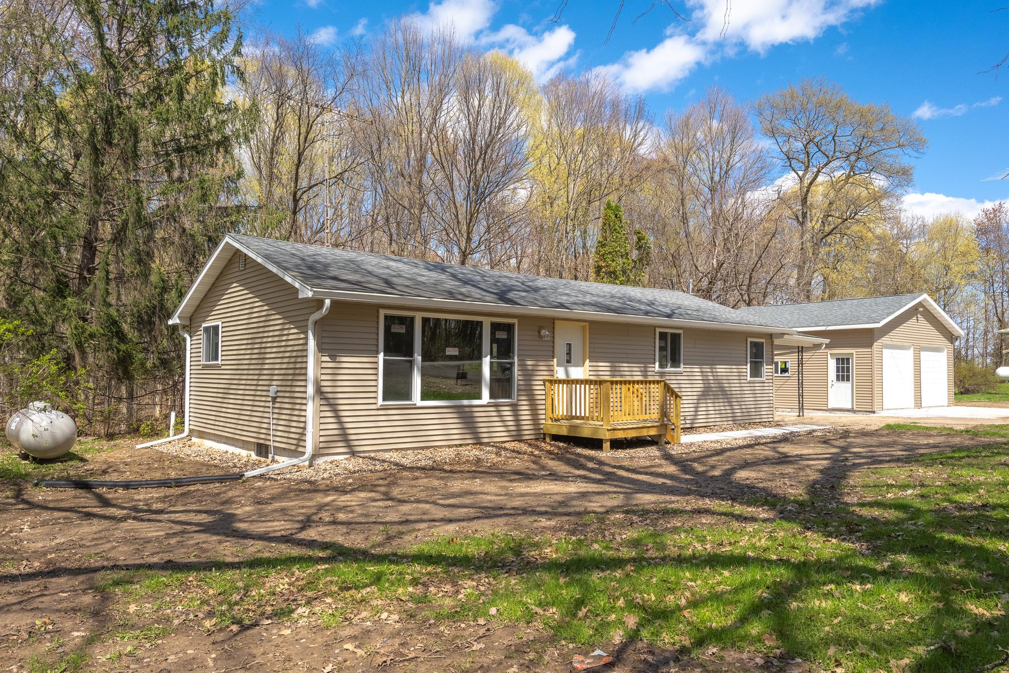 E5329 1370th Avenue Ridgeland, WI 54763 - Photo 3 of 42