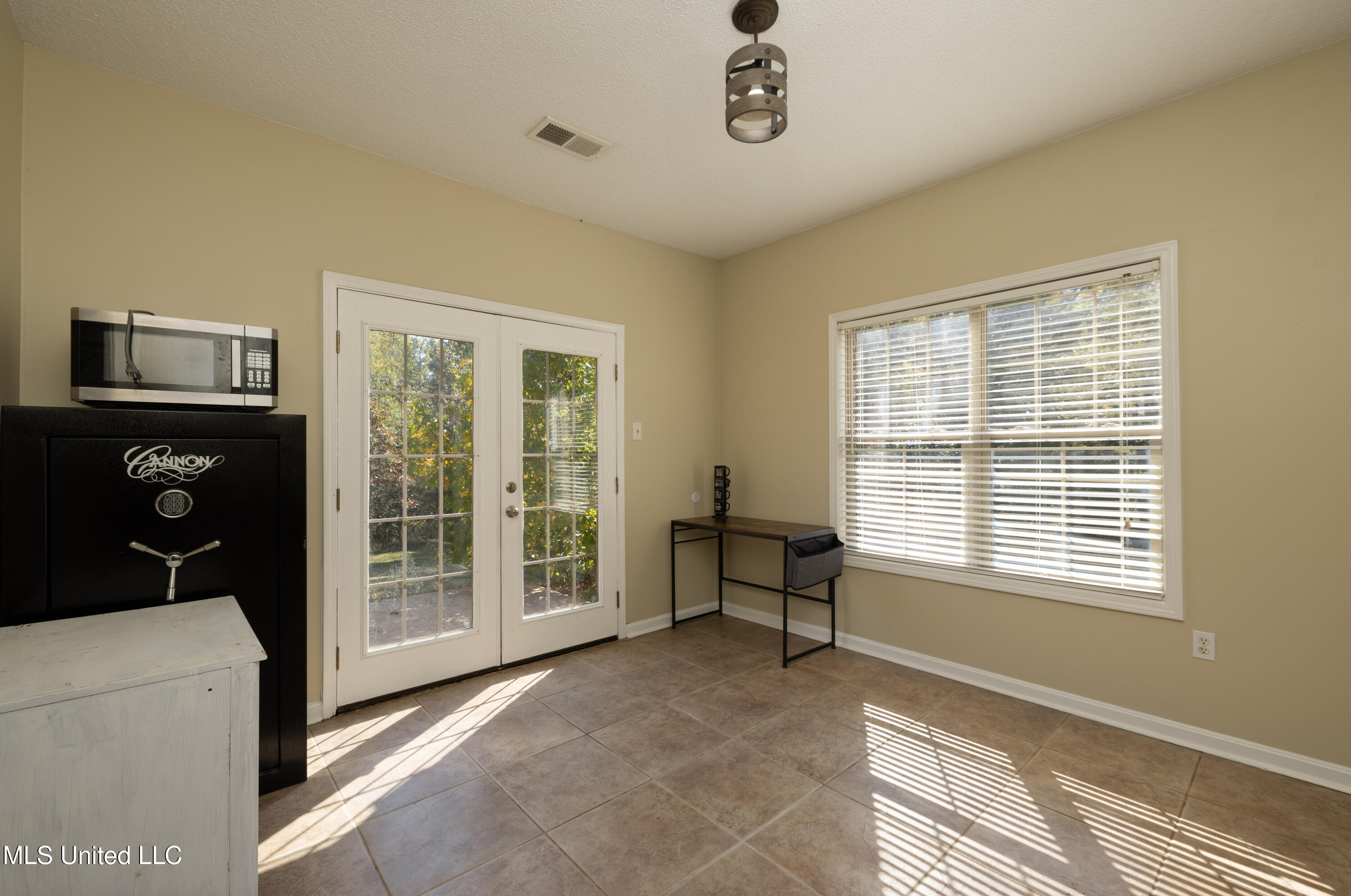 1291 Crockett Road Senatobia, MS 38668 - Photo 12 of 48 crockett-32