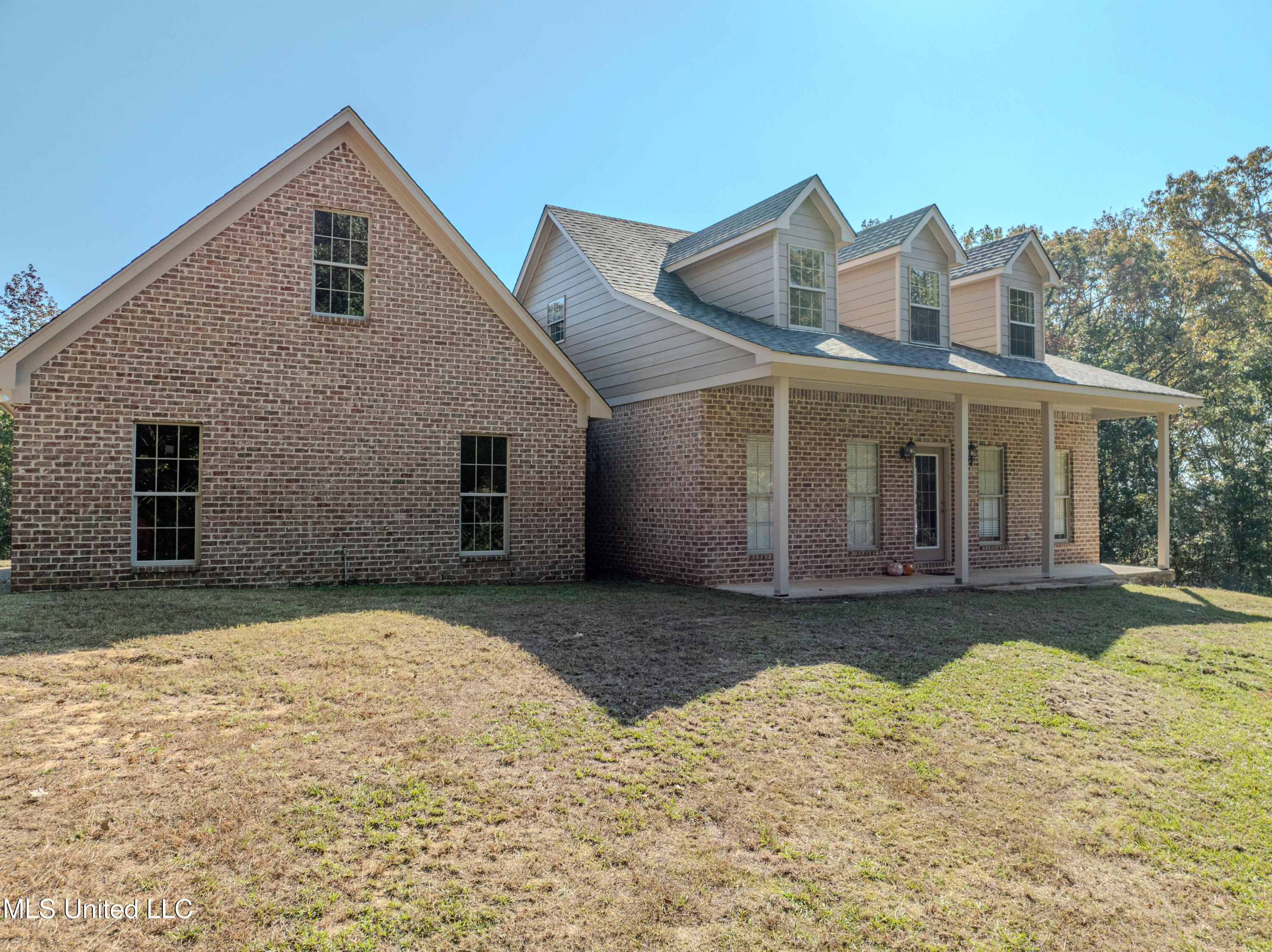1291 Crockett Road Senatobia, MS 38668 - Photo 2 of 48 crockett-21