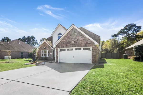 $325,000 | 6465 Tahoe Drive, Beaumont, TX 77713