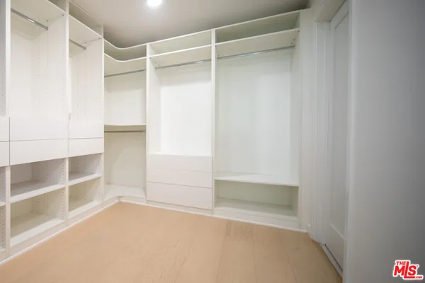 $23,950 | 9432 Oakmore Road, Los Angeles, CA 90035