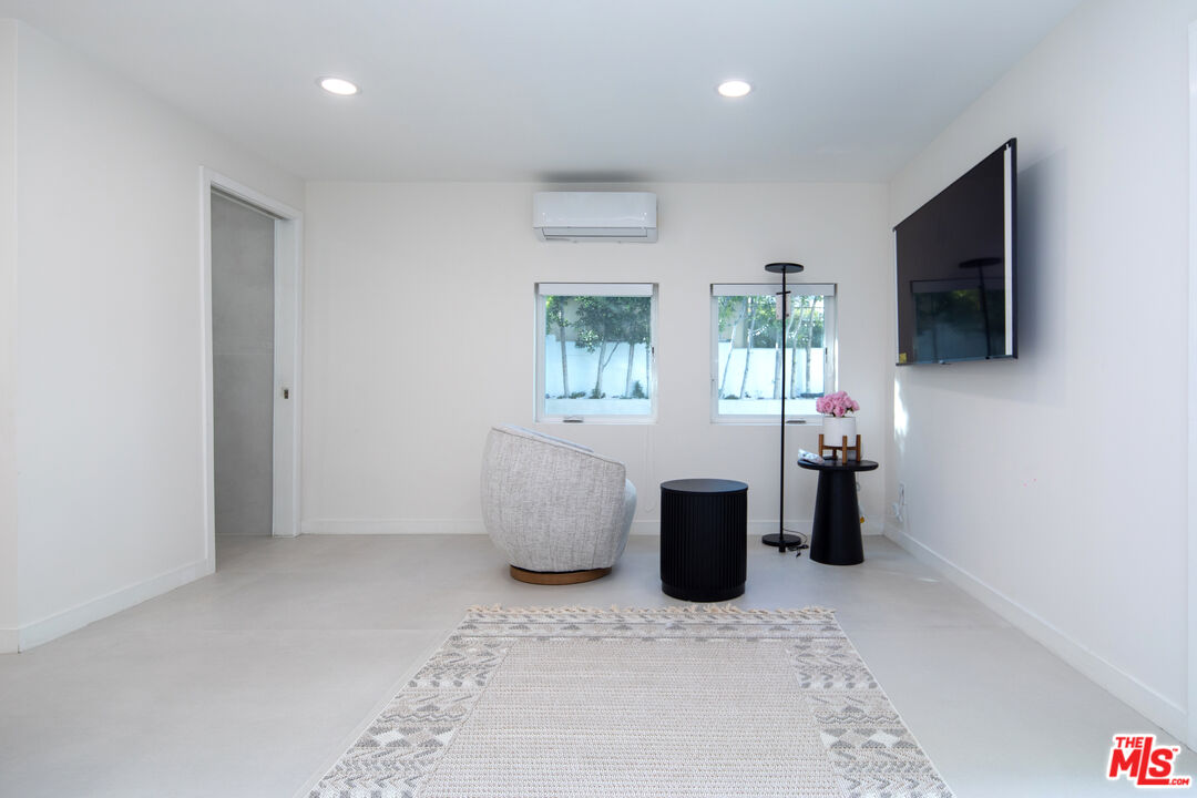 9432 Oakmore Road Los Angeles, CA 90035 - Photo 41 of 49