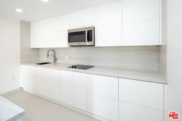 $23,950 | 9432 Oakmore Road, Los Angeles, CA 90035
