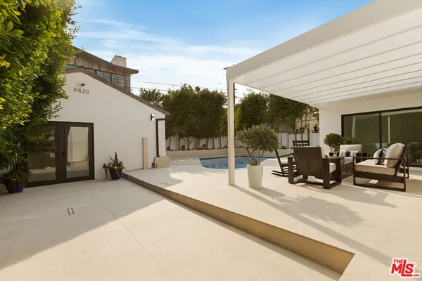 $23,950 | 9432 Oakmore Road, Los Angeles, CA 90035