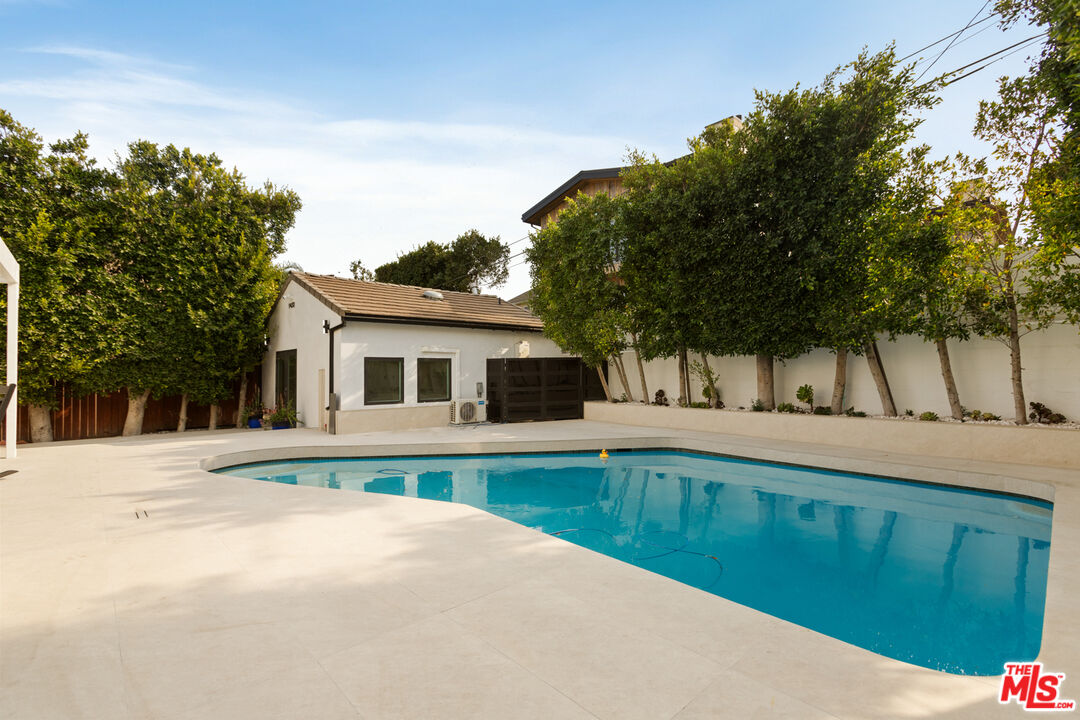 9432 Oakmore Road Los Angeles, CA 90035 - Photo 49 of 49